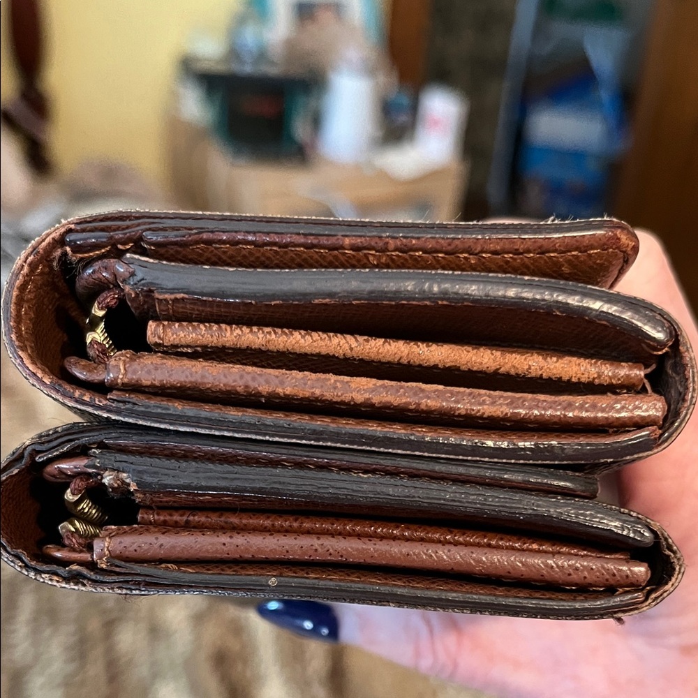 Project Louis Vuitton Dark Brown Monogram Wallet Set Snaps Need to be fixed - Picture 15 of 16